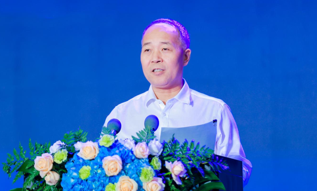 啟航新征程 點亮新賽道丨花花牛乳業(yè)集團(tuán)參加第十四屆中國奶業(yè)大會暨D20峰會，榮獲“中國乳制品生產(chǎn)企業(yè)現(xiàn)代化等級5A級”評定殊榮