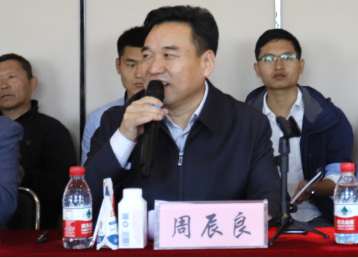 中原地區(qū)首個“荷蘭奶業(yè)技術中心”落戶花花牛 ——中荷奶業(yè)發(fā)展中心和河南花花牛攜手助力中國奶業(yè)發(fā)展